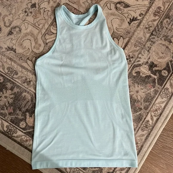 Lululemon Light Blue Swiftly Tech Tank - Picture 3 of 6